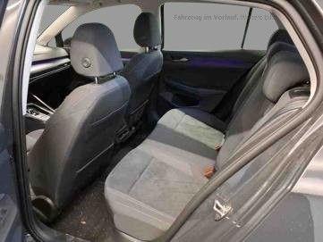 Volkswagen Golf 2024 г. Золотистый, пробег 27008 км