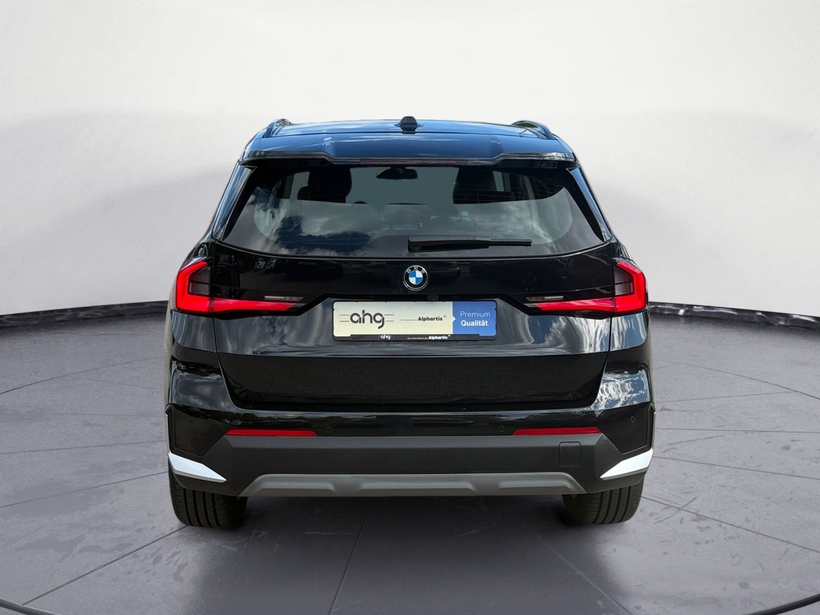 BMW X1 2023 г. Чёрный, пробег 30317 км