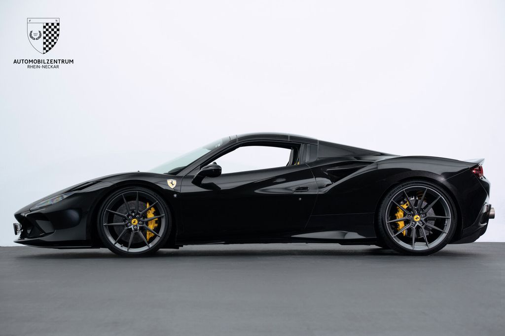 Ferrari F8 2021 г. Чёрный, пробег 16047 км