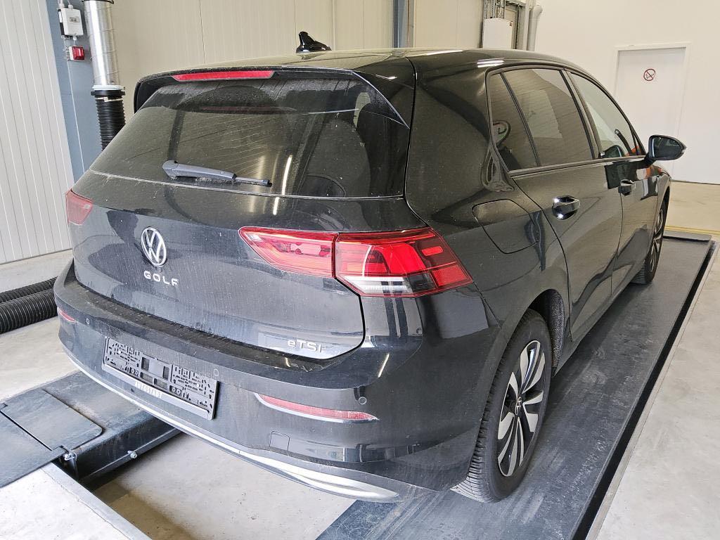 Volkswagen Golf 2024 г. Чёрный, пробег 17484 км