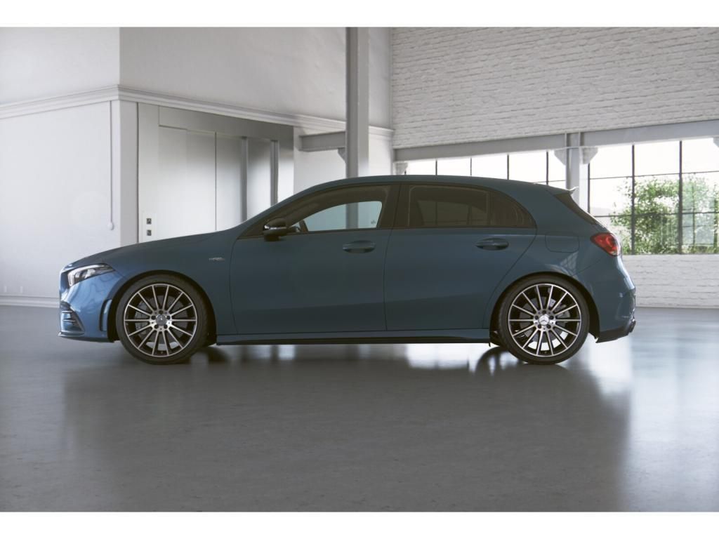Mercedes-Benz A 35 AMG 2022 г. Синий, пробег 40630 км