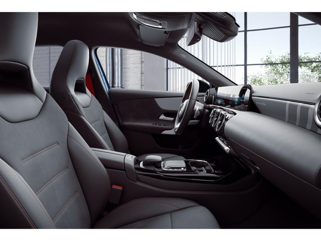 Mercedes-Benz A 35 AMG 2022 г. Синий, пробег 40630 км