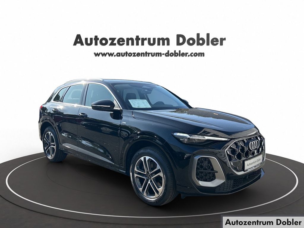 Audi Q5 2025 г. Чёрный, пробег 36800 км