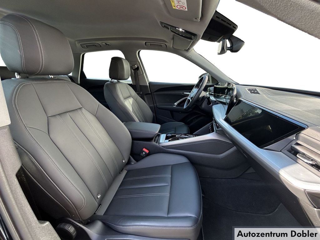 Audi Q5 2025 г. Чёрный, пробег 36800 км