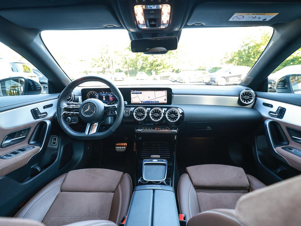 Mercedes-Benz CLA 180 SHOOTING BRAKE 2024 г. Белый, пробег 55507 км