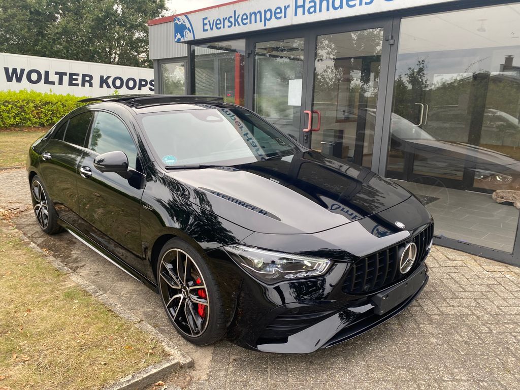 Mercedes-Benz CLA 35 AMG 2024 г. Чёрный, пробег 27800 км
