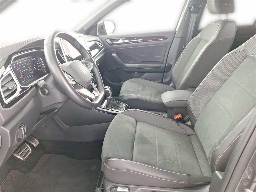 Volkswagen T-Roc 2024 г. Серый, пробег 47157 км