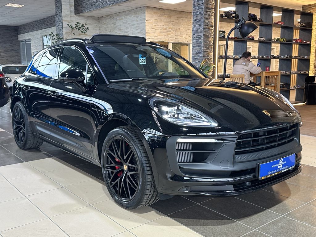 Porsche Macan 2022 г. Чёрный, пробег 28816 км