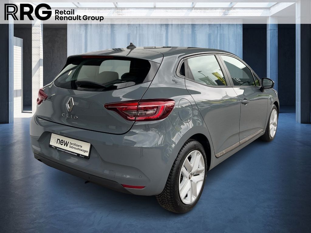 Renault Clio 2021 г. Серый, пробег 38279 км
