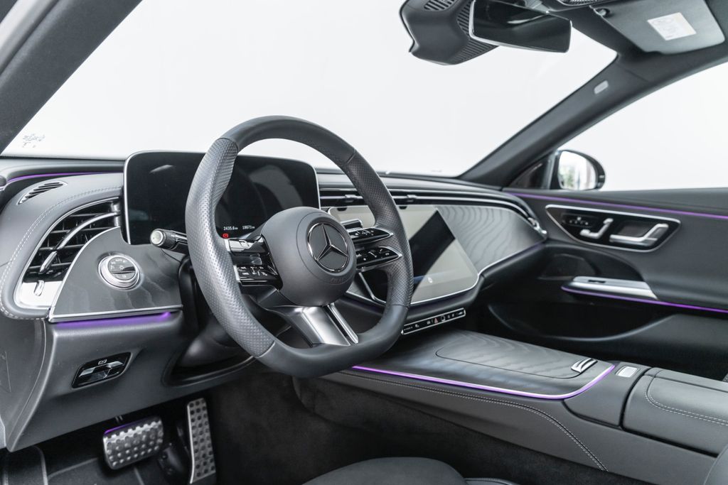 Mercedes-Benz E 220 2025 г. Чёрный, пробег 19900 км