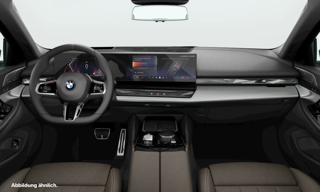 BMW 540 2025 г. Чёрный, пробег 25432 км