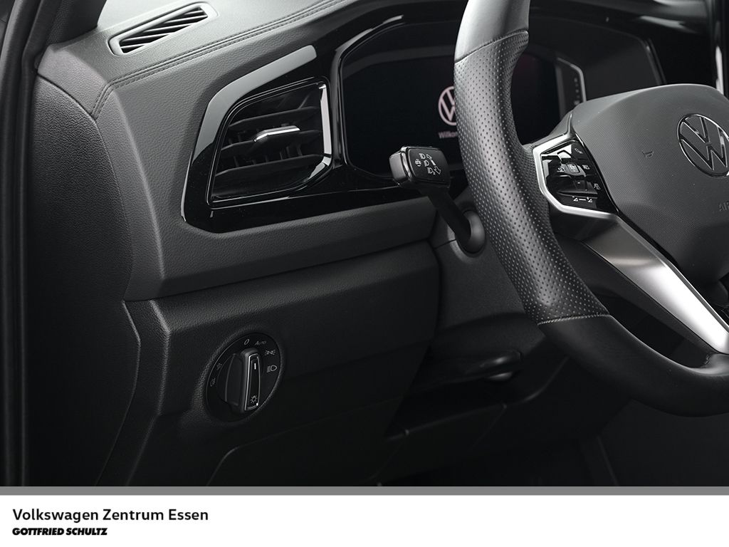 Volkswagen T-Roc 2023 г. Серый, пробег 41334 км