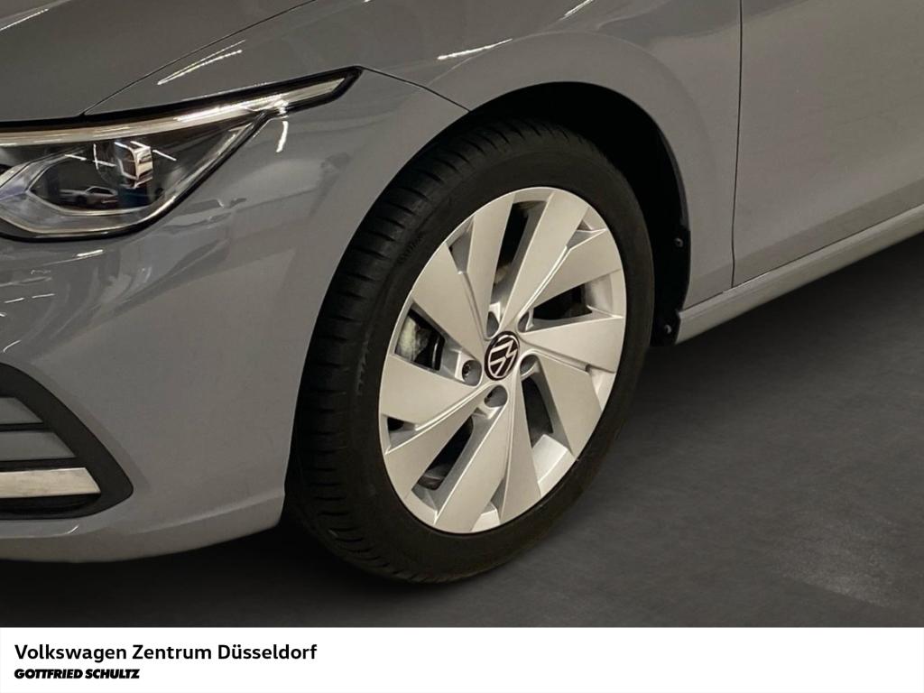 Volkswagen Golf 2024 г. Серый, пробег 25854 км