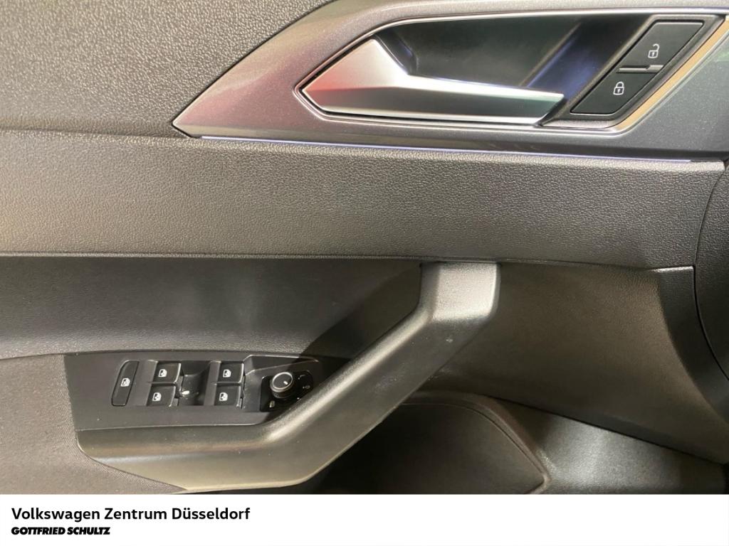 Volkswagen Polo 2023 г. Чёрный, пробег 31619 км