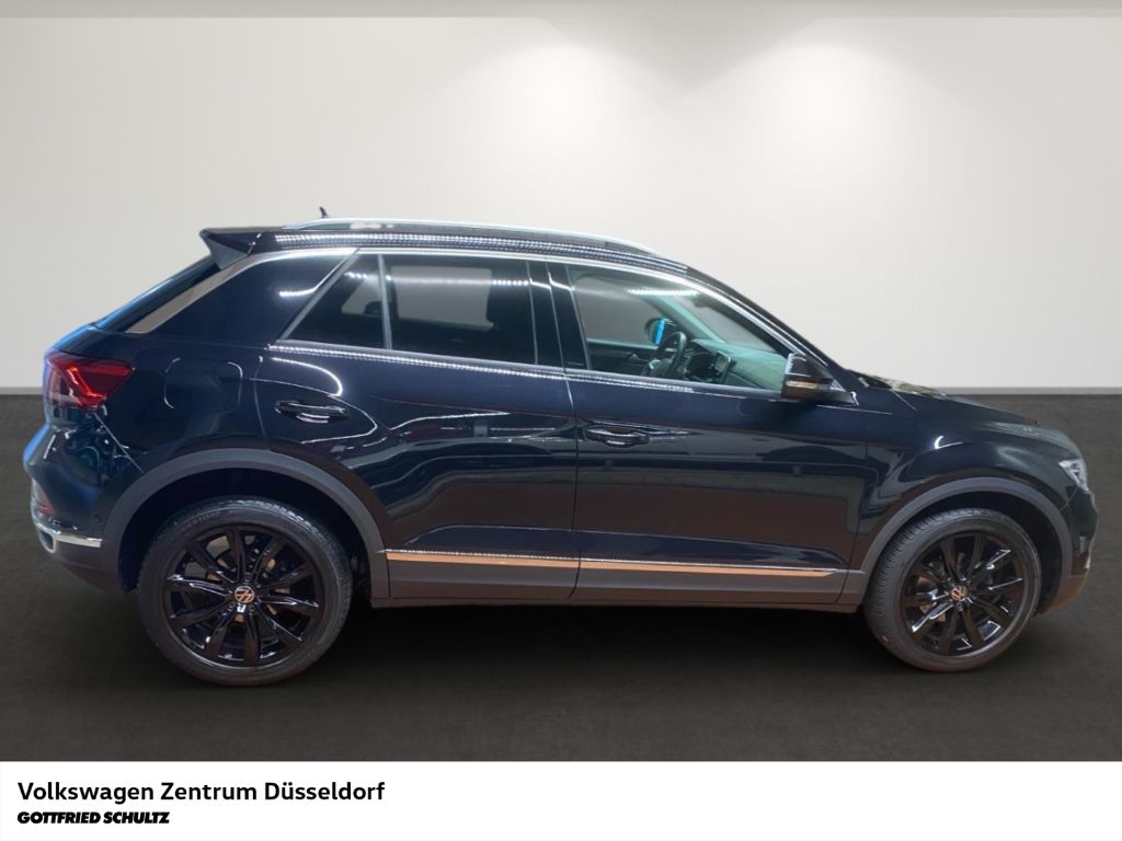 Volkswagen T-Roc 2023 г. Чёрный, пробег 42027 км