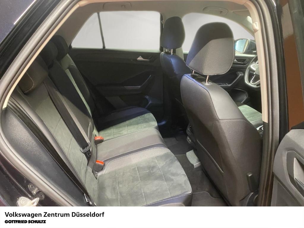Volkswagen T-Roc 2023 г. Чёрный, пробег 42027 км