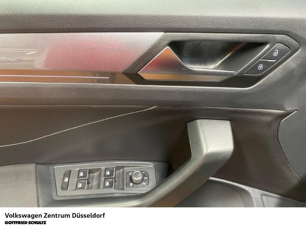 Volkswagen T-Roc 2023 г. Чёрный, пробег 42027 км