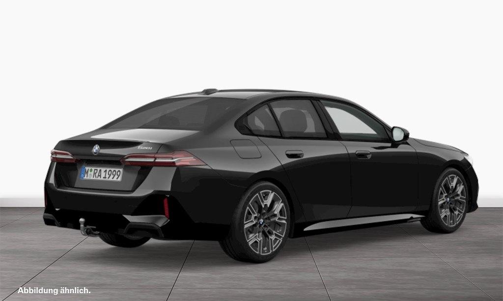 BMW 520 2026 г. Чёрный, пробег 25300 км
