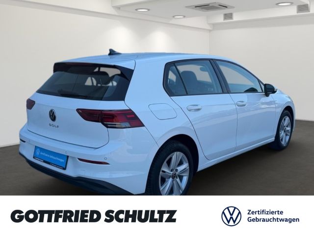 Volkswagen Golf 2022 г. Белый, пробег 41590 км