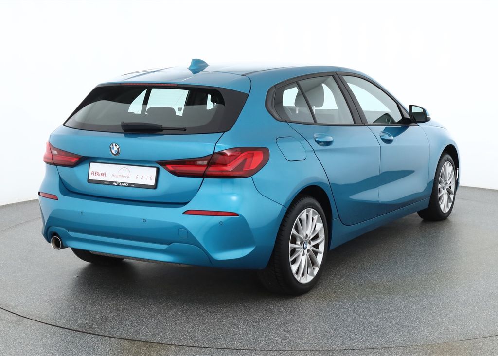 BMW 118 2024 г. Синий, пробег 38661 км