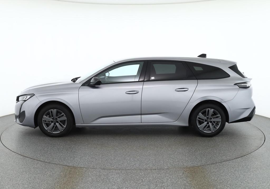 Peugeot 308 2024 г. Серый, пробег 42977 км