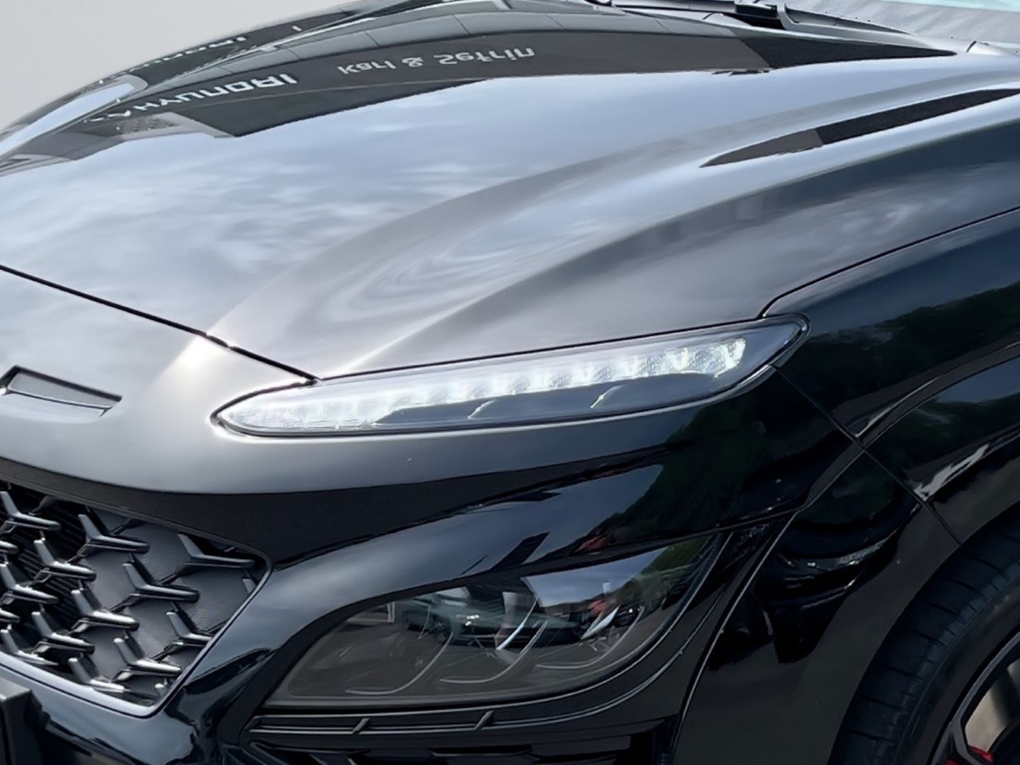 Hyundai Kona 2022 г. Чёрный, пробег 54805 км