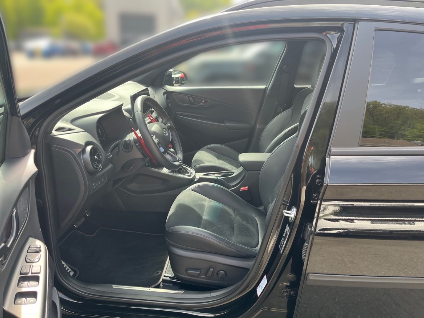 Hyundai Kona 2022 г. Чёрный, пробег 54805 км