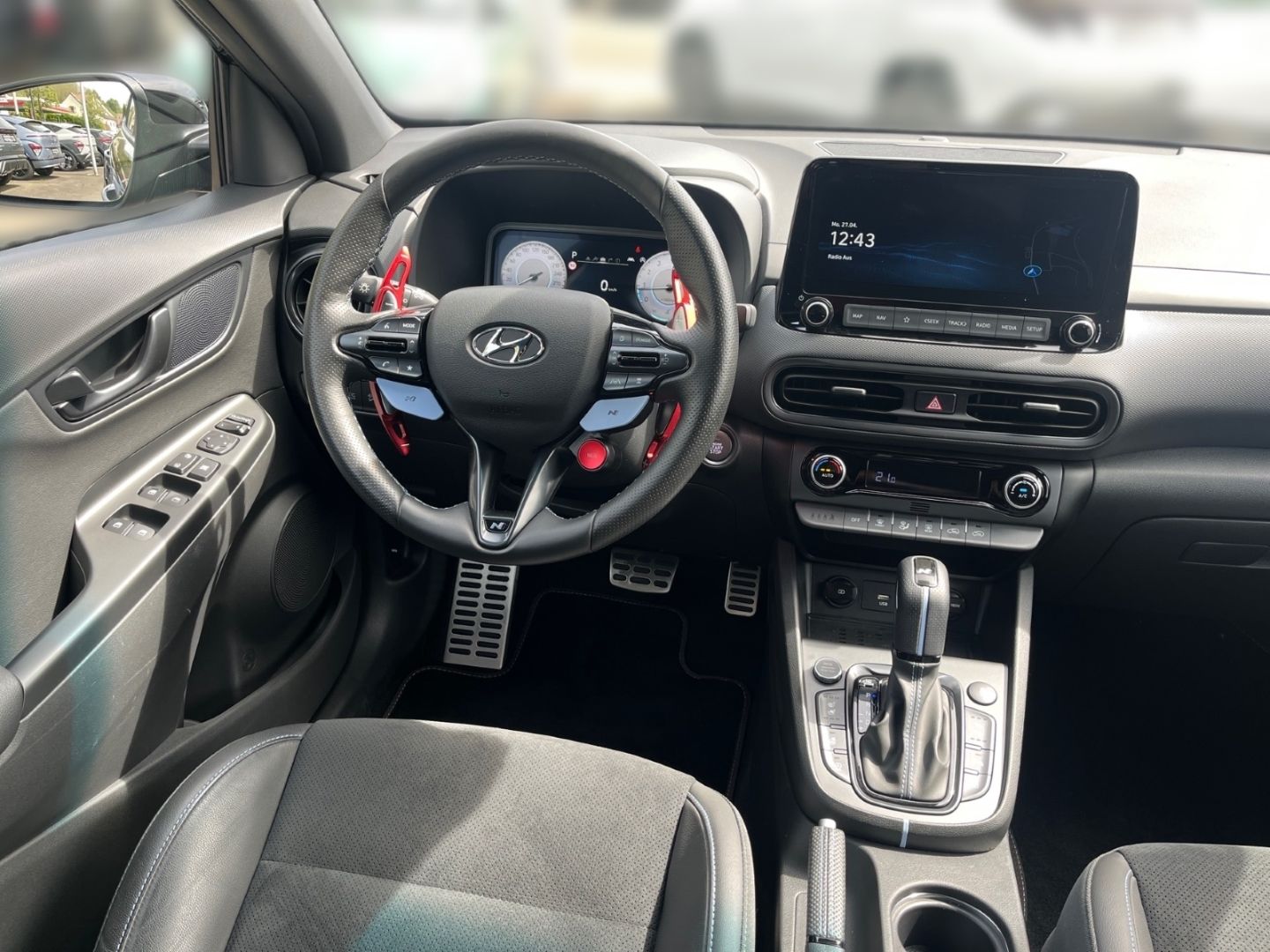 Hyundai Kona 2022 г. Чёрный, пробег 54805 км
