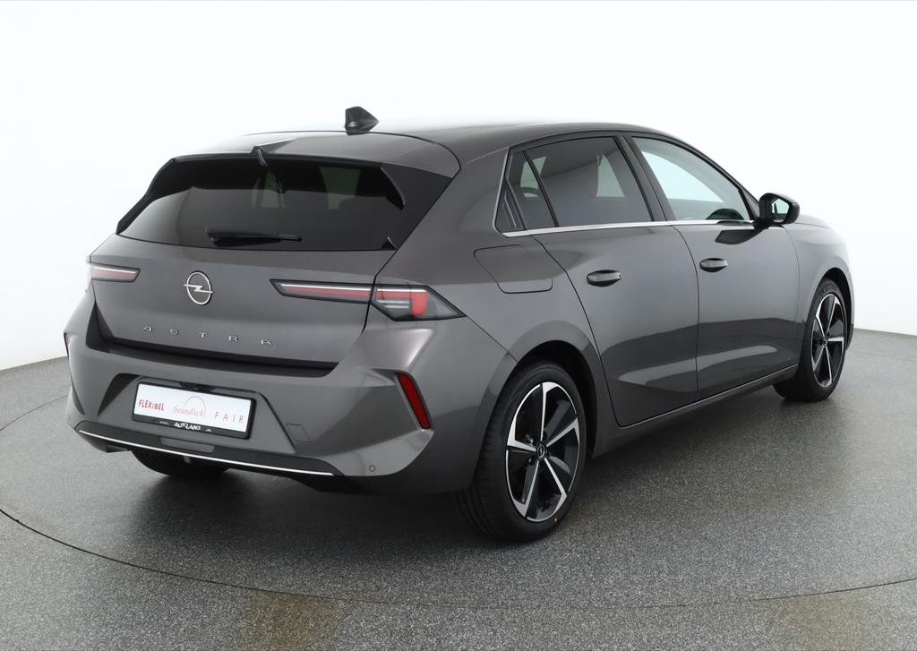 Opel Astra 2023 г. Серый, пробег 34096 км