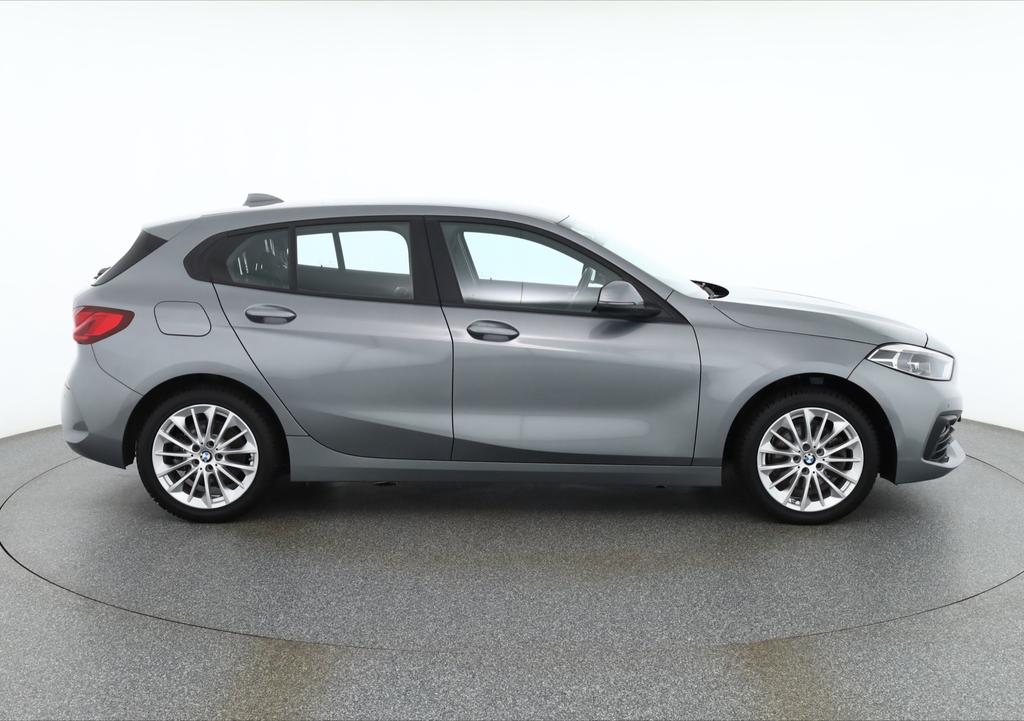 BMW 118 2024 г. Серый, пробег 38691 км