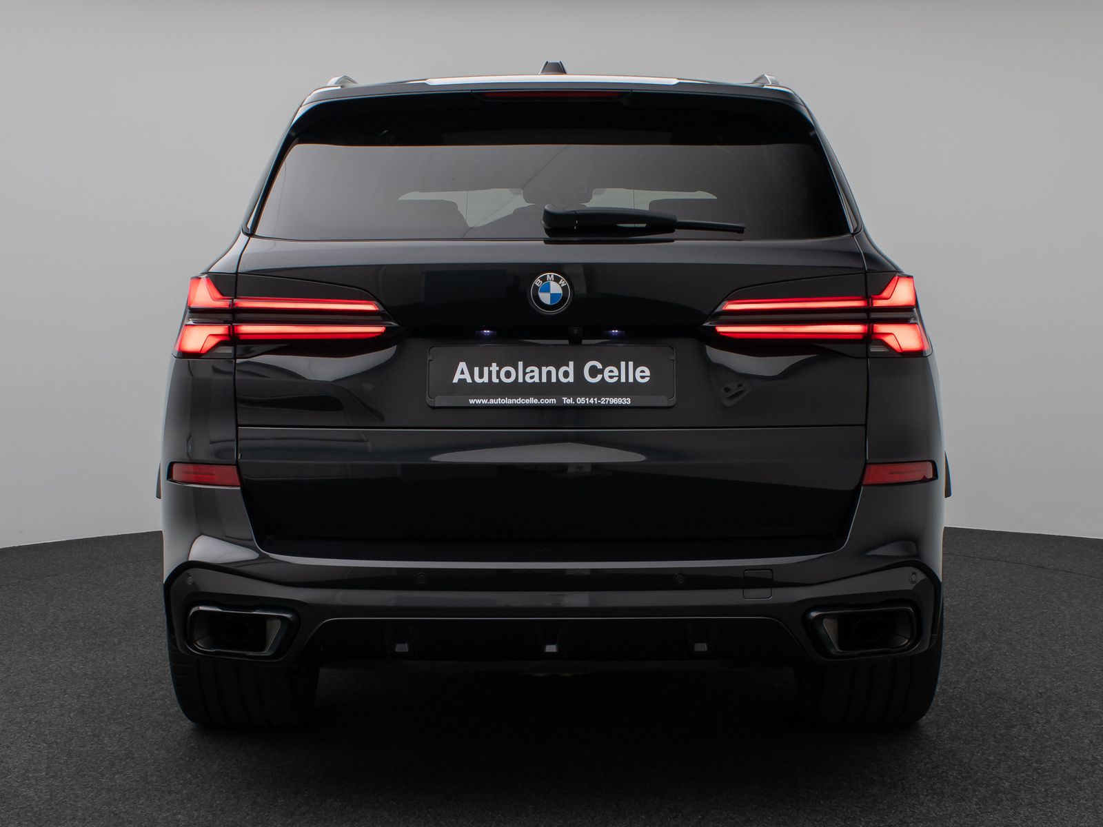 BMW X5 2024 г. Чёрный, пробег 30558 км