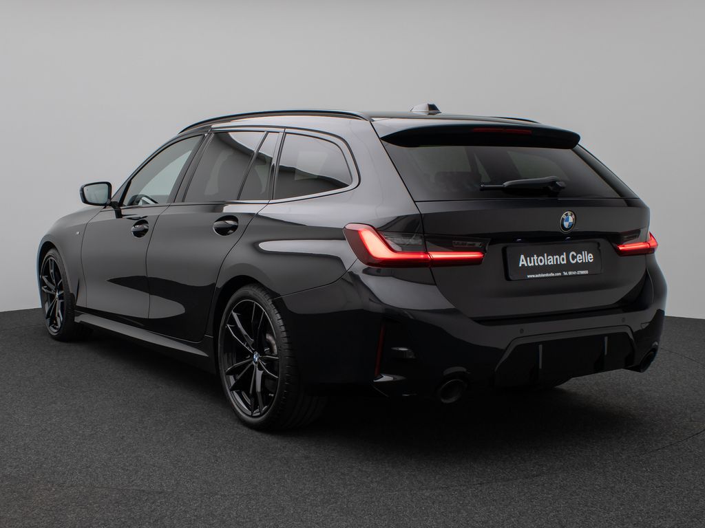 BMW 330 2023 г. Чёрный, пробег 35592 км