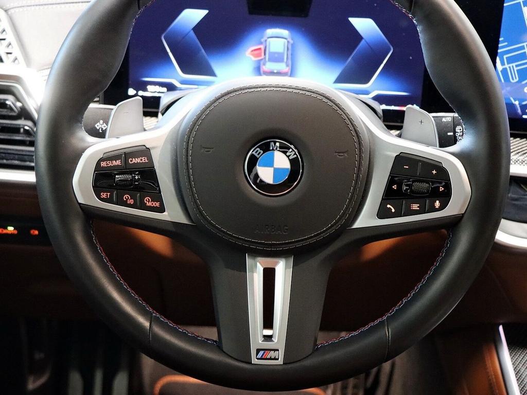 BMW X5 M60 2024 г. Чёрный, пробег 19242 км