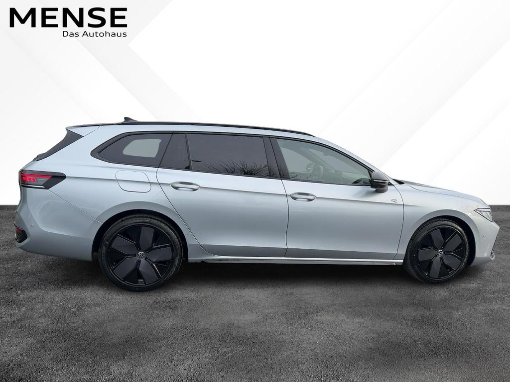 Volkswagen Passat 2025 г. Чёрный, пробег 29900 км