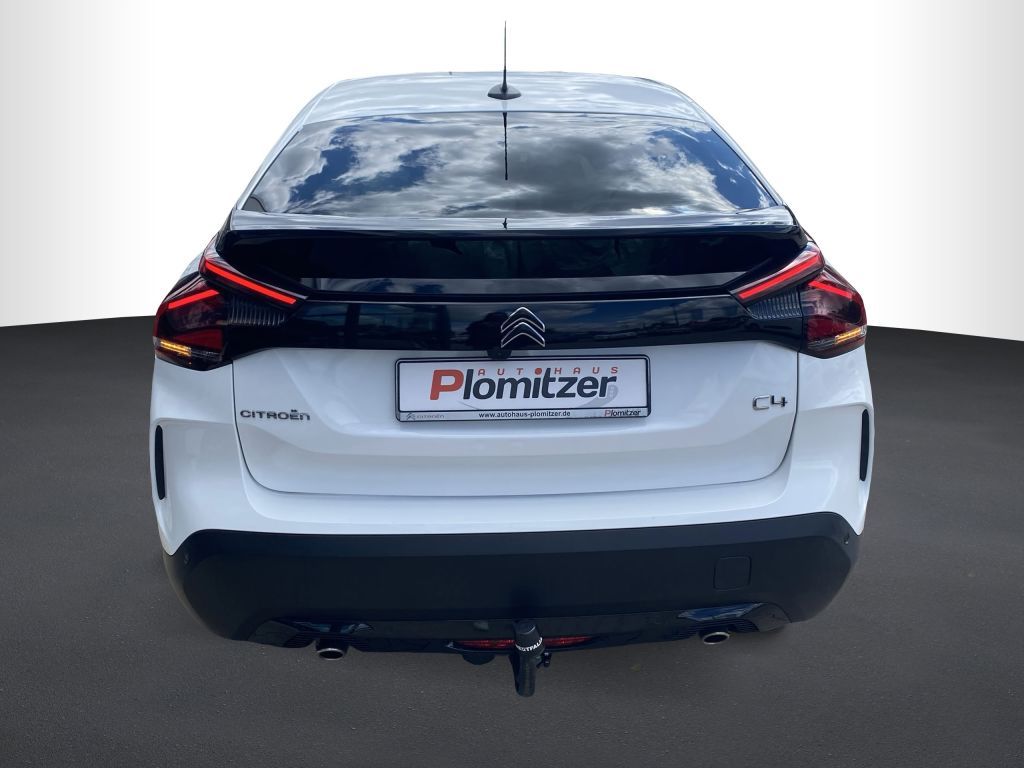 Citroen C4 2021 г. Белый, пробег 47100 км