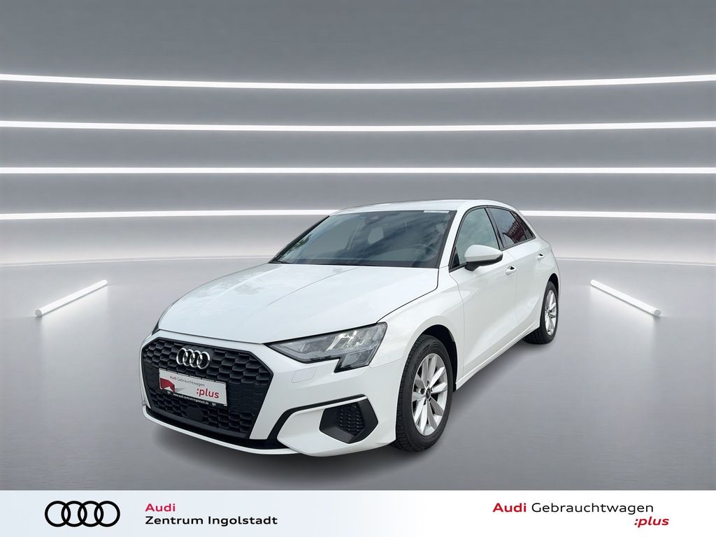 Audi A3 2022 г. Белый, пробег 46614 км