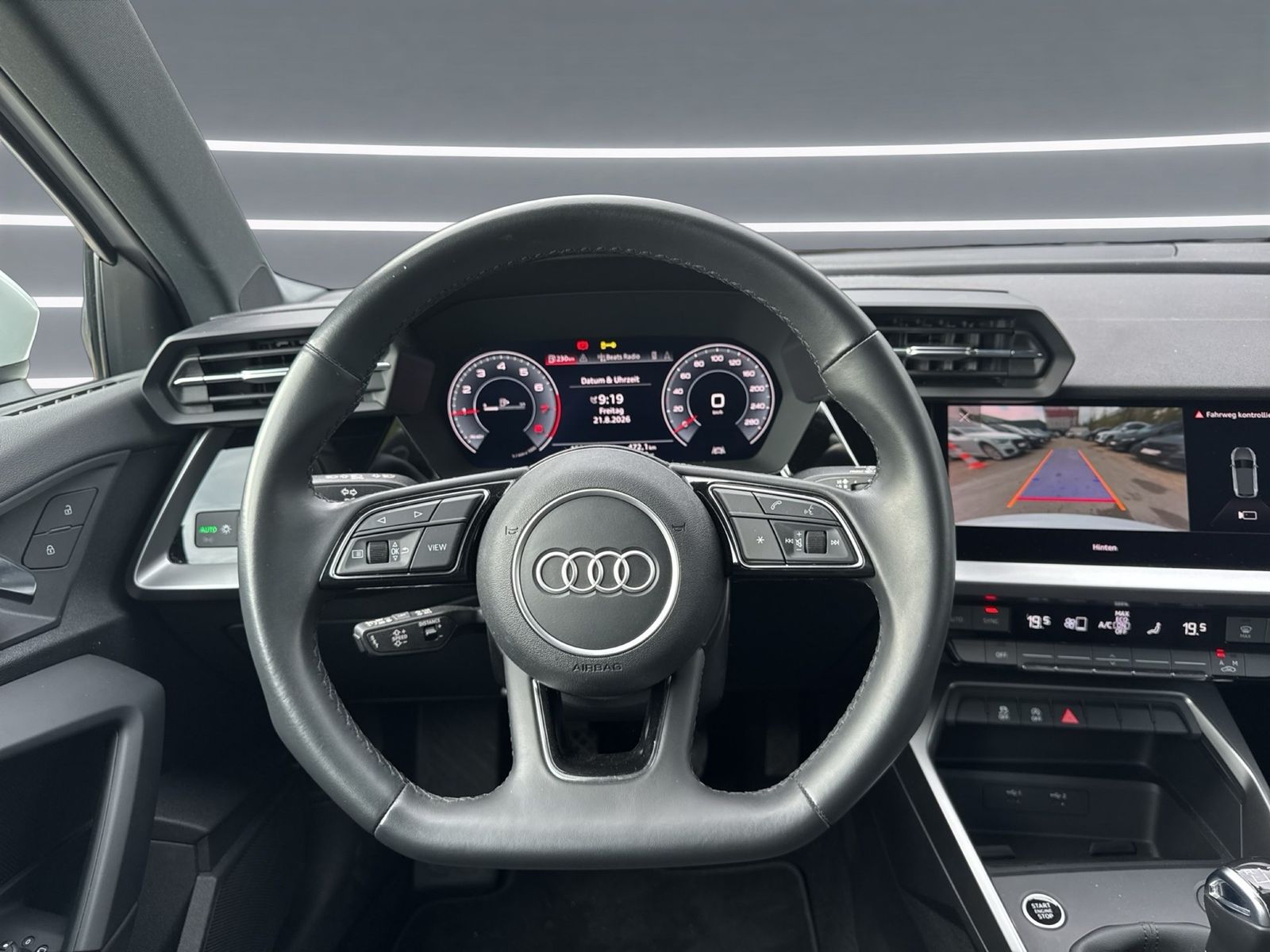 Audi A3 2022 г. Белый, пробег 46614 км