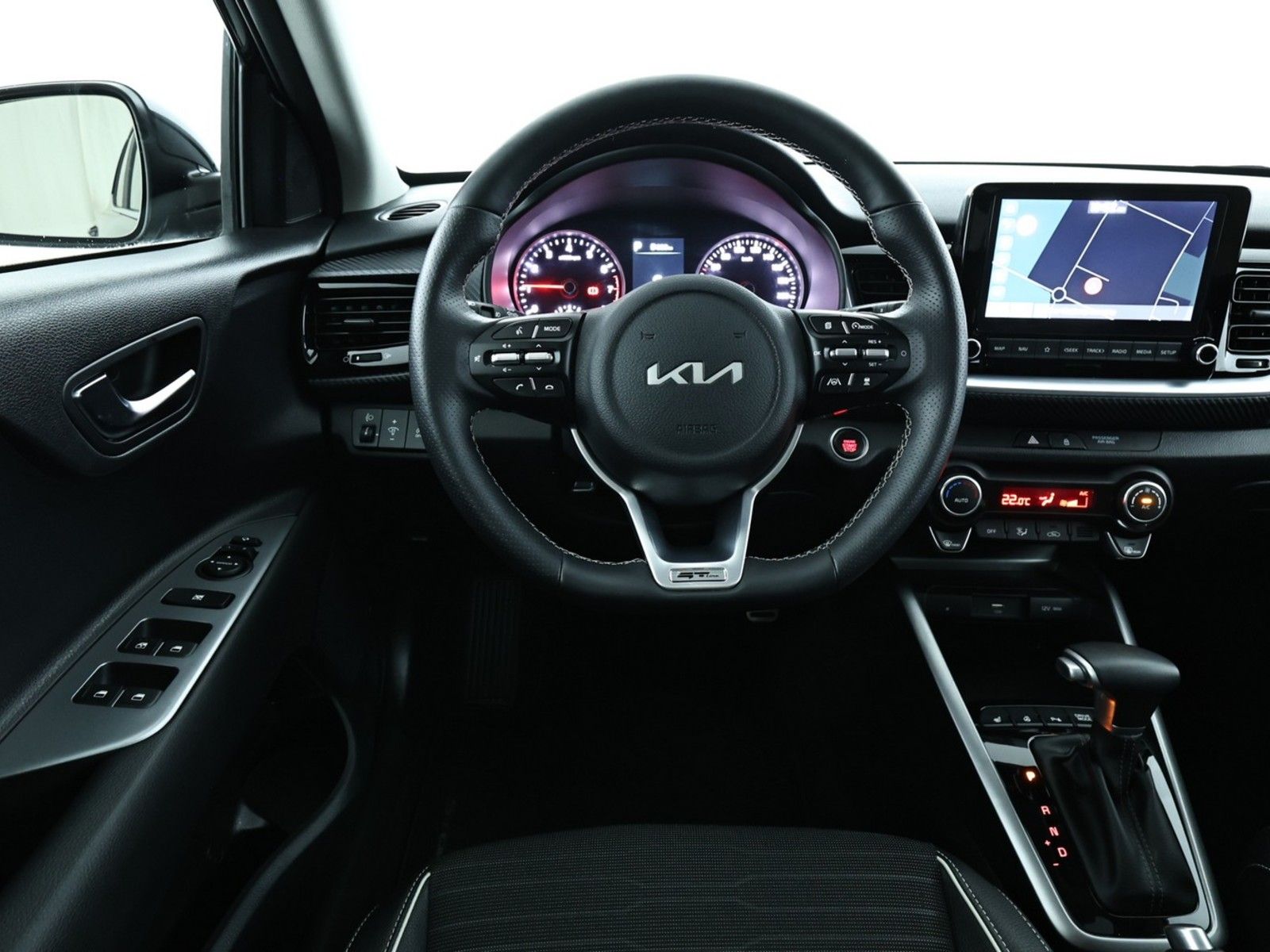 Kia Stonic 2023 г. Чёрный, пробег 58574 км