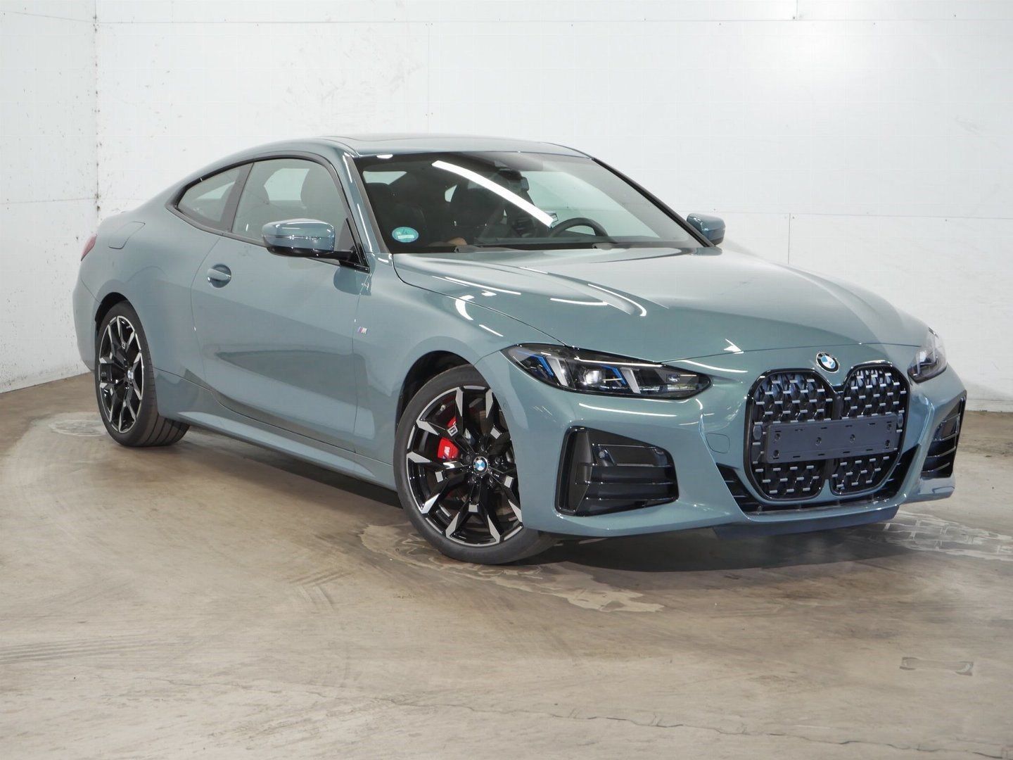 BMW 430 2025 г. Зелёный, пробег 8600 км