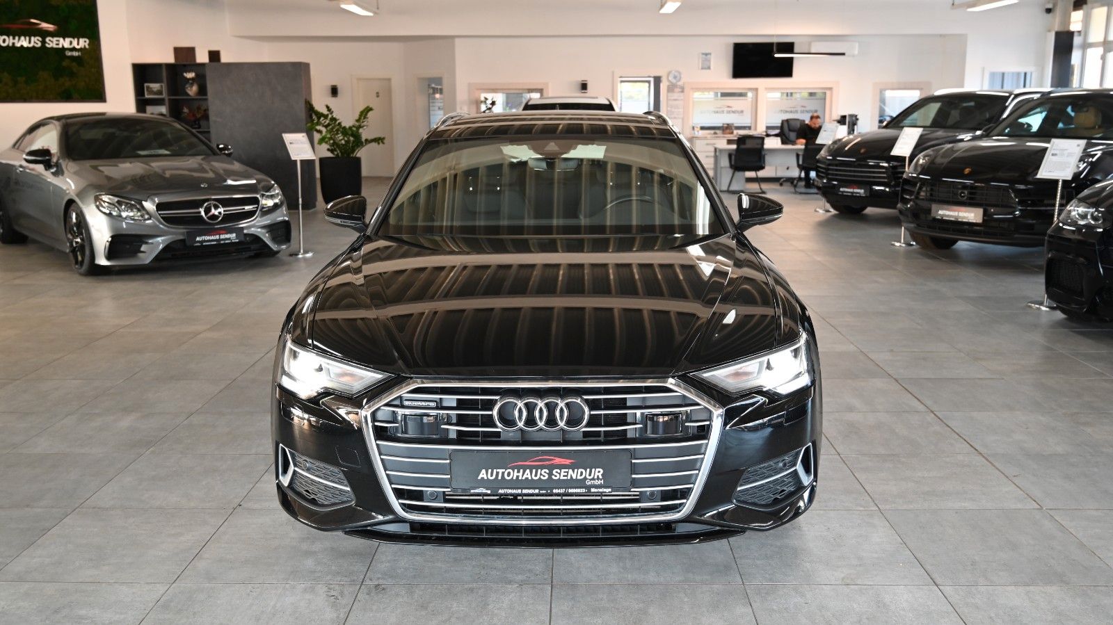 Audi A6 2023 г. Чёрный, пробег 44132 км