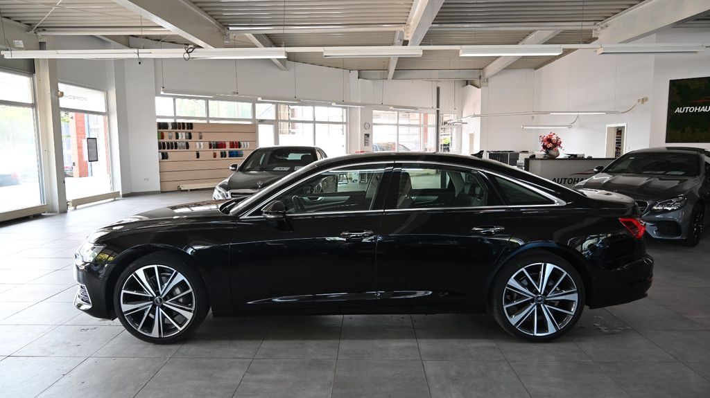 Audi A6 2022 г. Чёрный, пробег 29874 км