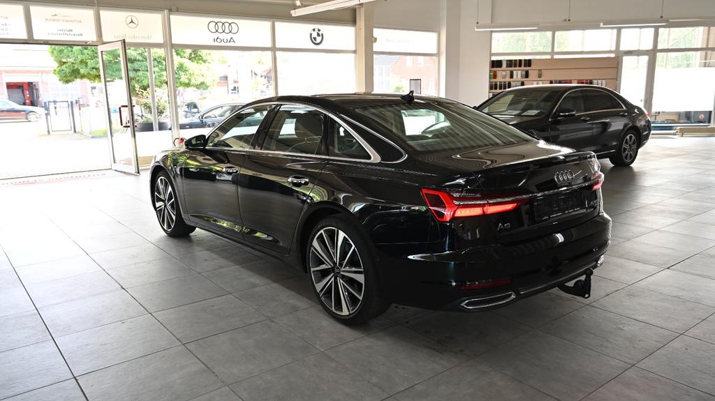 Audi A6 2022 г. Чёрный, пробег 29874 км