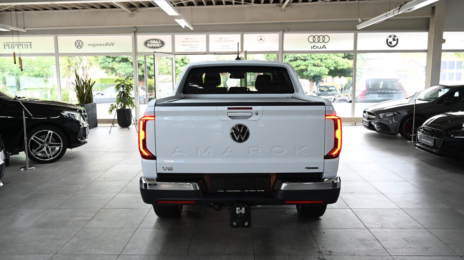 Volkswagen Amarok 2023 г. Синий, пробег 50121 км