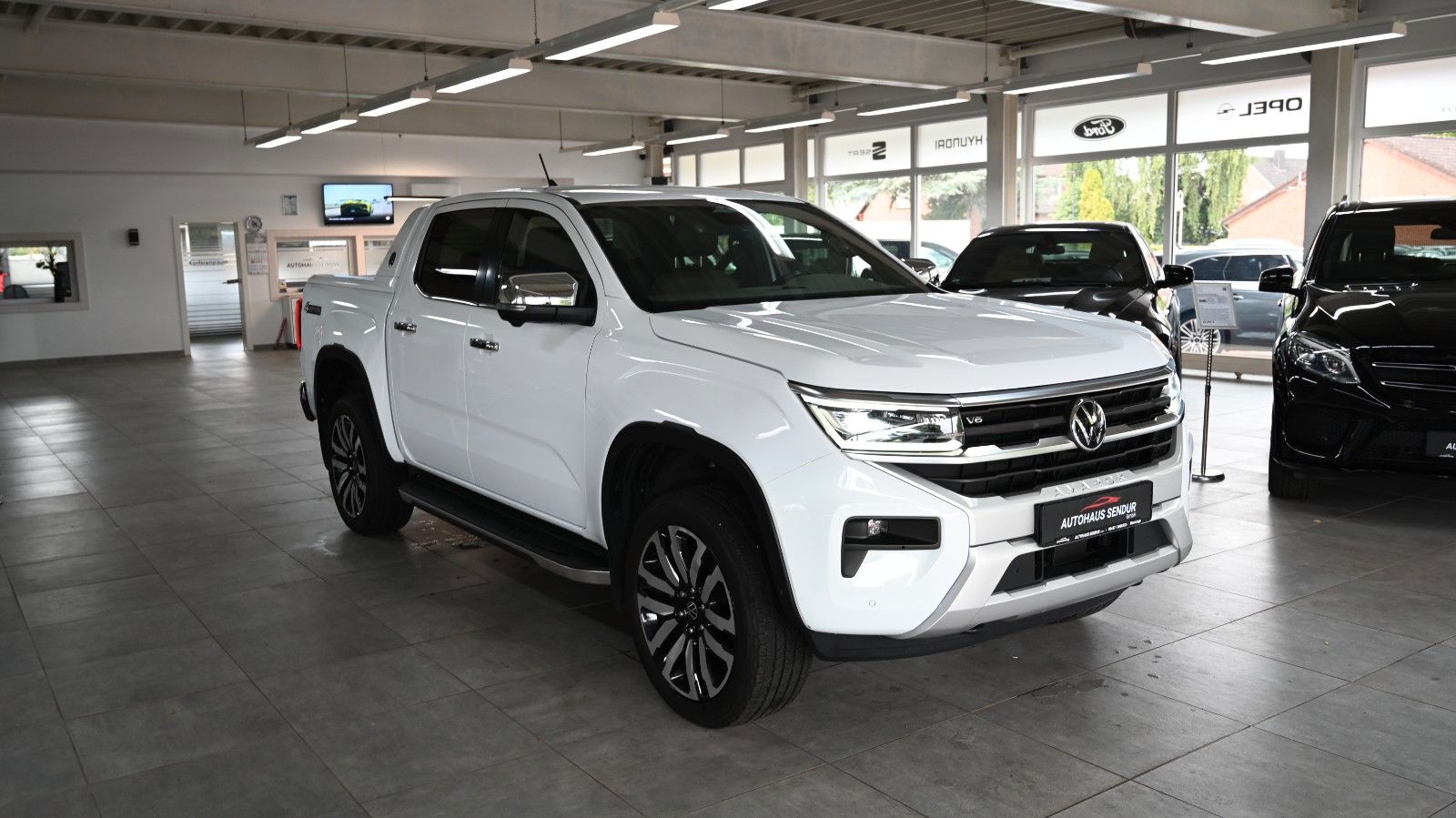 Volkswagen Amarok 2023 г. Синий, пробег 50121 км