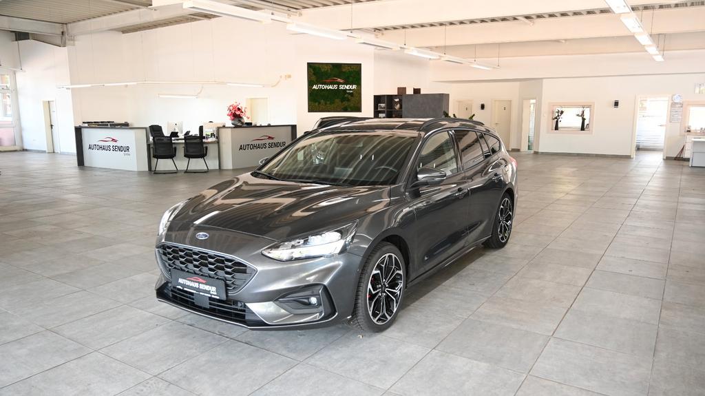 Ford Focus 2022 г. Серый, пробег 47687 км