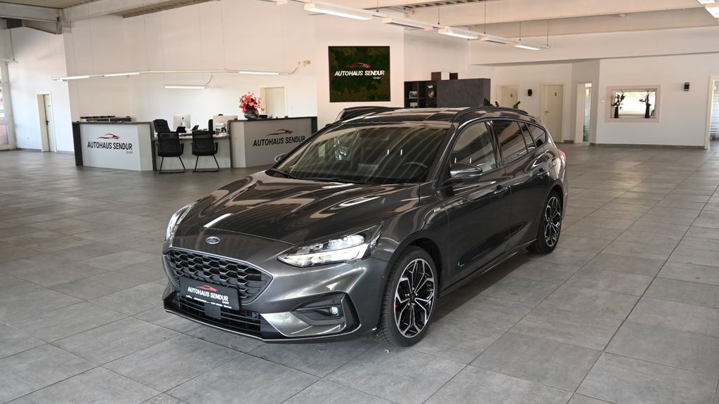 Ford Focus 2022 г. Серый, пробег 47687 км