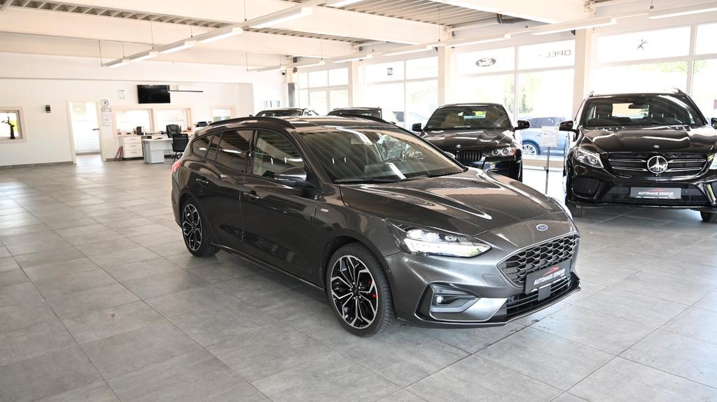 Ford Focus 2022 г. Серый, пробег 47687 км