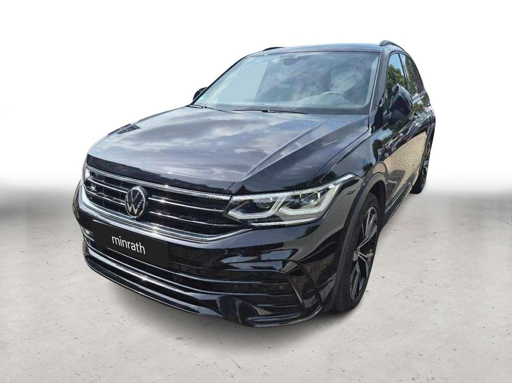 Volkswagen Tiguan 2022 г. Чёрный, пробег 42130 км