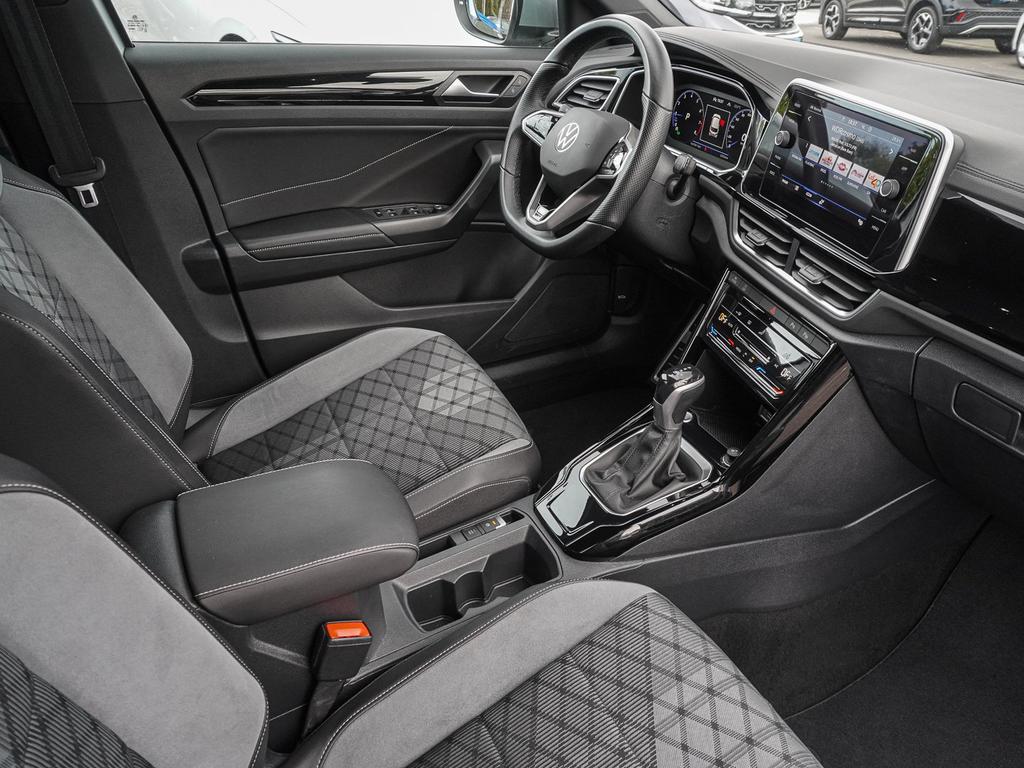 Volkswagen T-Roc 2022 г. Серебристый, пробег 32354 км