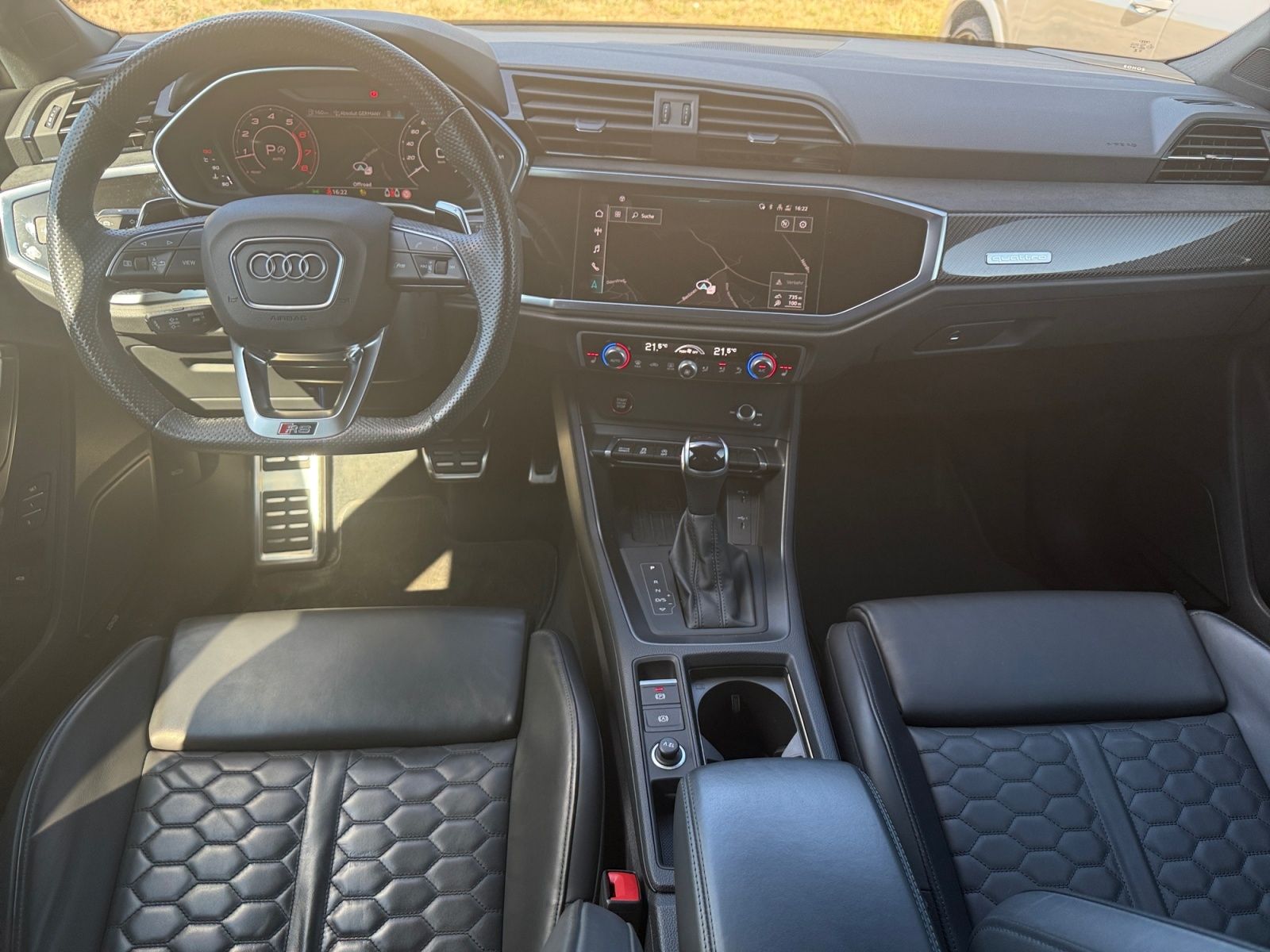 Audi RSQ3 2023 г. Чёрный, пробег 53000 км